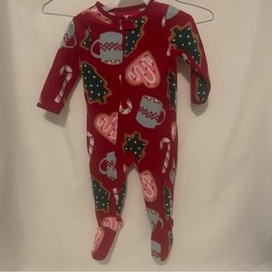Carter’s Baby One Piece Pijama 12 Month color Red with Christmas new without tag